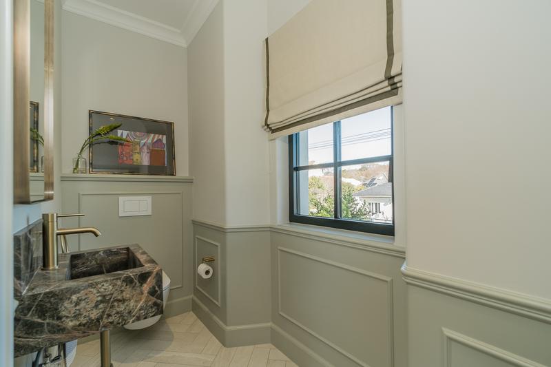 5 Bedroom Property for Sale in Newlands Western Cape